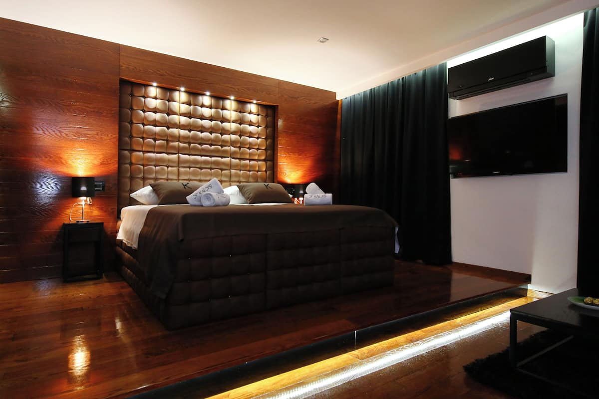 华丽客房 | 客房内保险箱、免费 WiFi