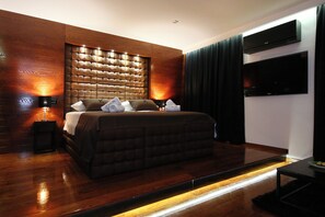 Deluxe Room | In-room safe, free WiFi
