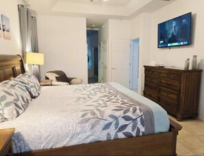 5 habitaciones, tabla de planchar con plancha y wifi gratis