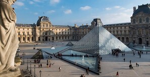 Point of interest - TheBlueStay 193 ME3D - Spacious Apt with Jacuzzi (Paris)