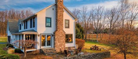 منزل (4 Bedrooms) | واجهة المنشأة