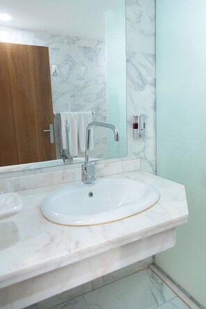 Superior Double Room, Balcony, Pool View | Bathroom - Hostmark aqua vista (Hurghada)
