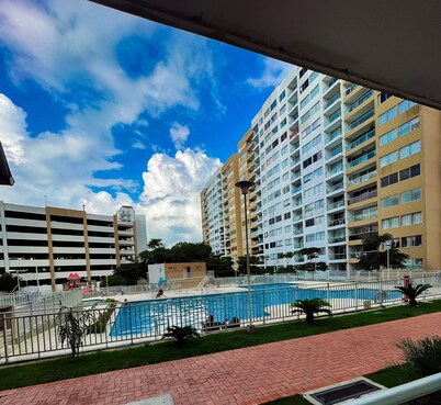 Spacious 3-bedroom apartment with WiFi, AC in awesome Barranquilla