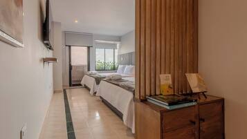 1 bedroom, iron/ironing board, free WiFi