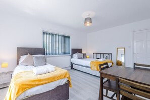 5 bedrooms, Internet