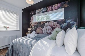 4 makuuhuonetta, internet