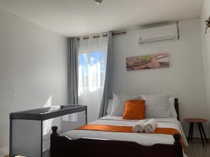 1 bedroom, iron/ironing board, travel cot, free WiFi