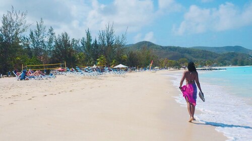 Charming 2-bedroom villa 238D South Finger Jolly Harbour with spectacular view.