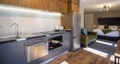 The Residence Fitzroy - One bedroom Apartment - Sky Tv (Apt 1)