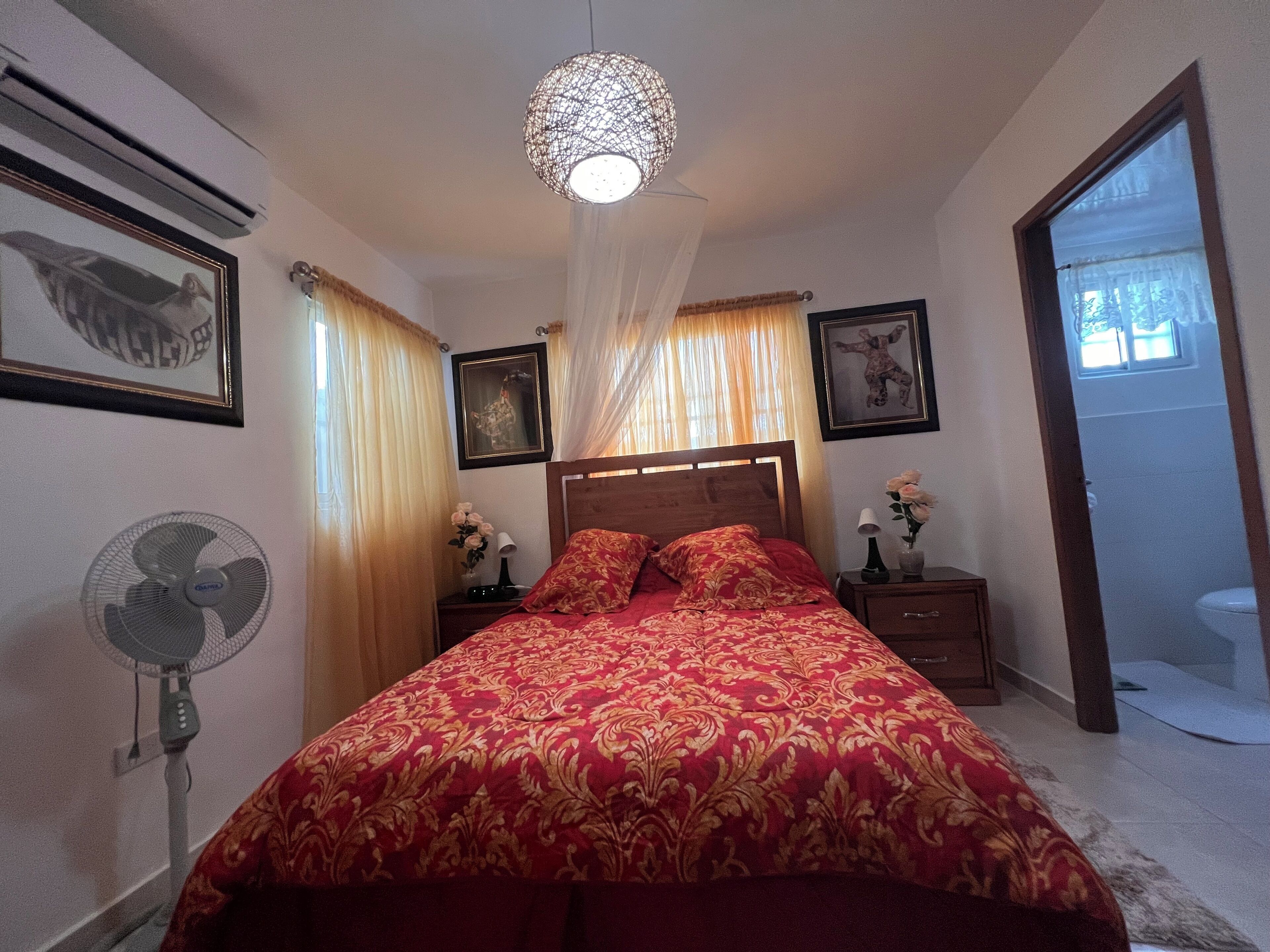 3 間睡房、熨斗/熨衫板、Wi-Fi、床單