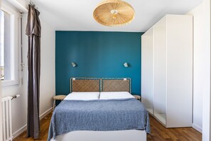 7 chambres, fer et planche à repasser, accès au Wi-Fi (inclus)