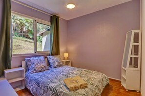 2 chambres, fer et planche à repasser, Wi-Fi gratuit, draps fournis