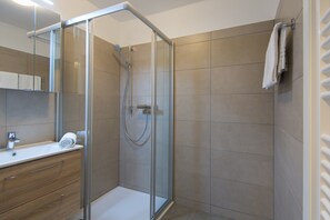 Apartment | Bathroom - Apartment in Bad Gastein Near Ski Slopes (Bad Gastein)