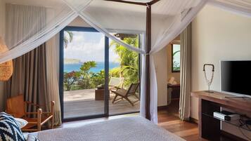 4 habitaciones, tabla de planchar con plancha, wifi y ropa de cama