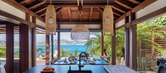 Beautiful 4-bedroom bohemian-style villa with sea view, perfect for sunset lover