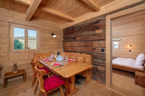 Dining - Chalet Les Aragnes | Family chalet | La Tzoumaz (Riddes)