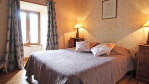 2 bedrooms, iron/ironing board, travel crib, WiFi