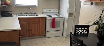 Enjoy this cozy 3-bedroom, 7-bed home near Cincinnati's arenas and attractions.
