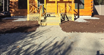 3-bedroom Log Cabin with AC, WiFi ,Southwest Harbor
That Rents SAT-SAT ONLY