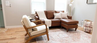 Chic 1-bedroom with AC and WiFi in downtown Newnan