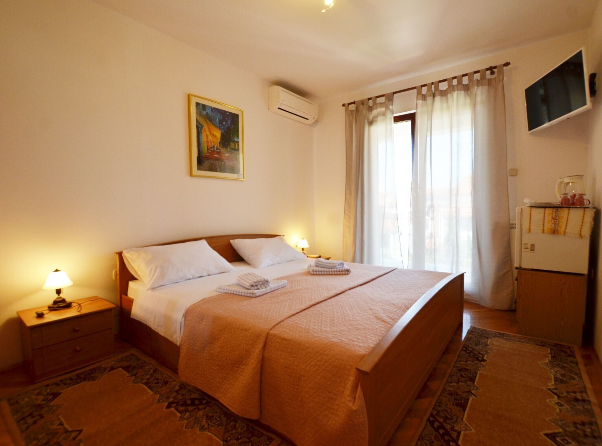 1 chambre, accès Internet, draps fournis