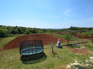 Children’s area - Lush and Sweet Escape Apartments - One Bedroom Apartment with Sea View (Rovinj)