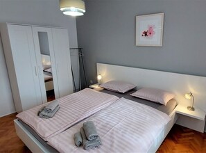 2 camere, ferro/asse da stiro, Wi-Fi, lenzuola
