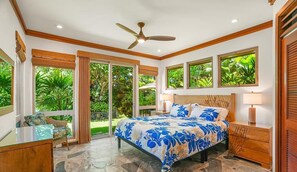 6 bedrooms, iron/ironing board, Internet, bed sheets