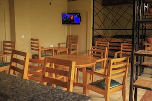 Bar (in der Unterkunft)