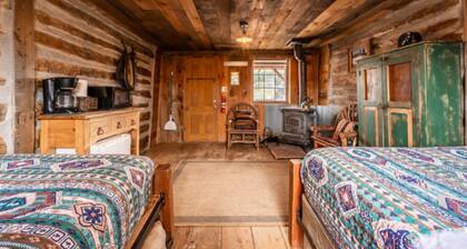 The Foreman Cabin - Pet friendly