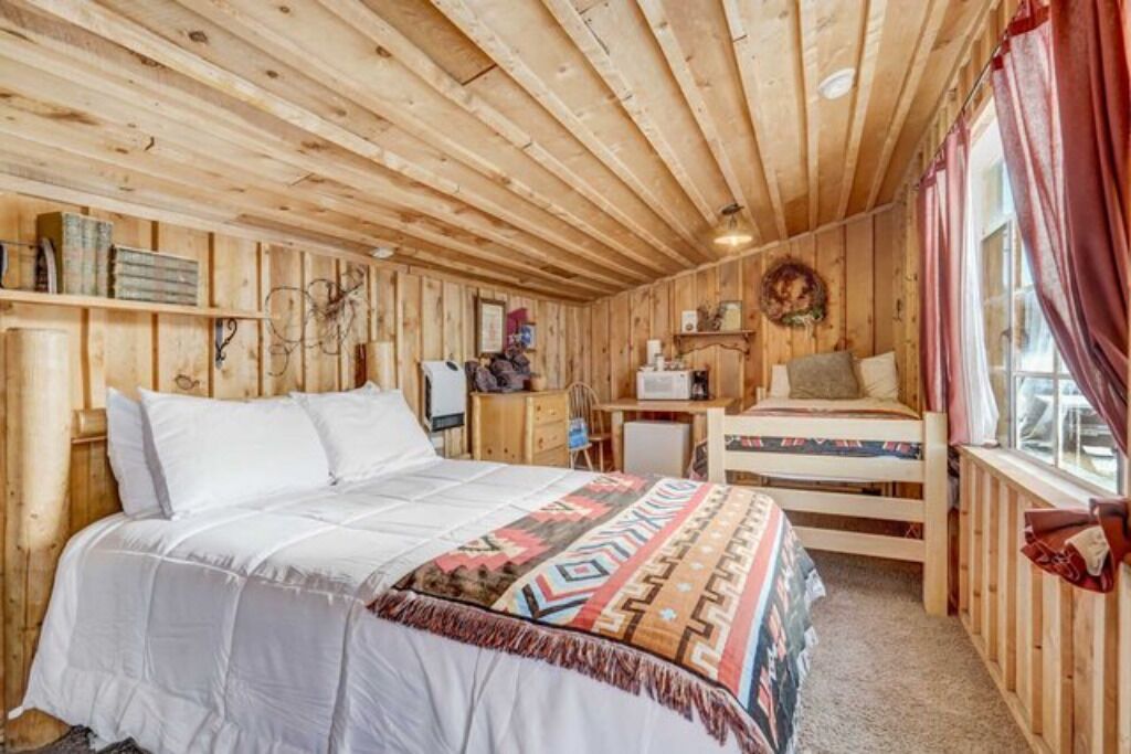 1 多间卧室、WiFi、床单