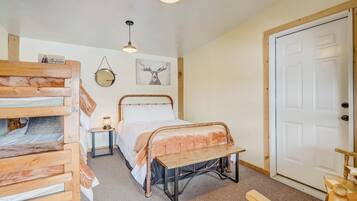 1 bedroom, WiFi, bed sheets