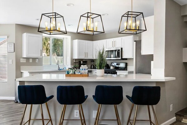 Fridge, microwave, oven, stovetop - Modern 4BR Getaway w/ Pool (North Las Vegas)