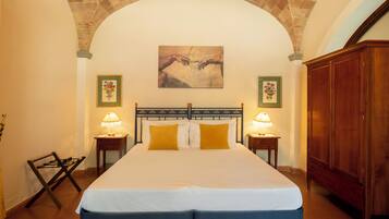 Leilighet, hageutsikt | Blendingsgardiner og wi-fi (inkludert)