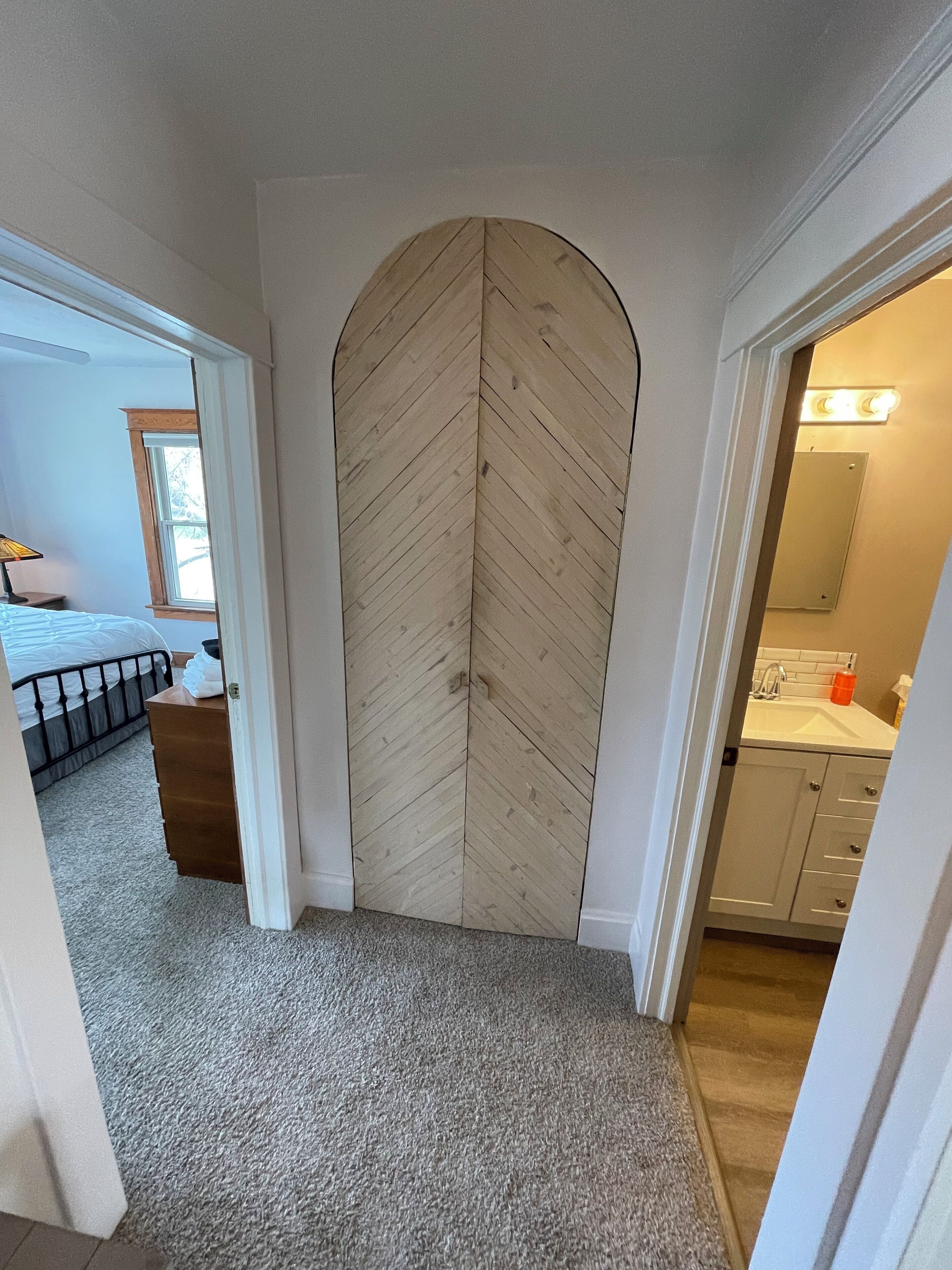 5 bedrooms, desk, iron/ironing board, free WiFi