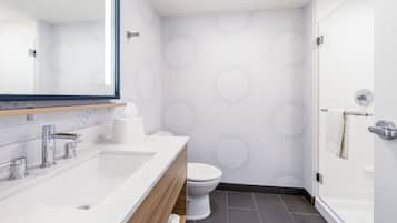 Free toiletries, hair dryer, towels, toilet paper
