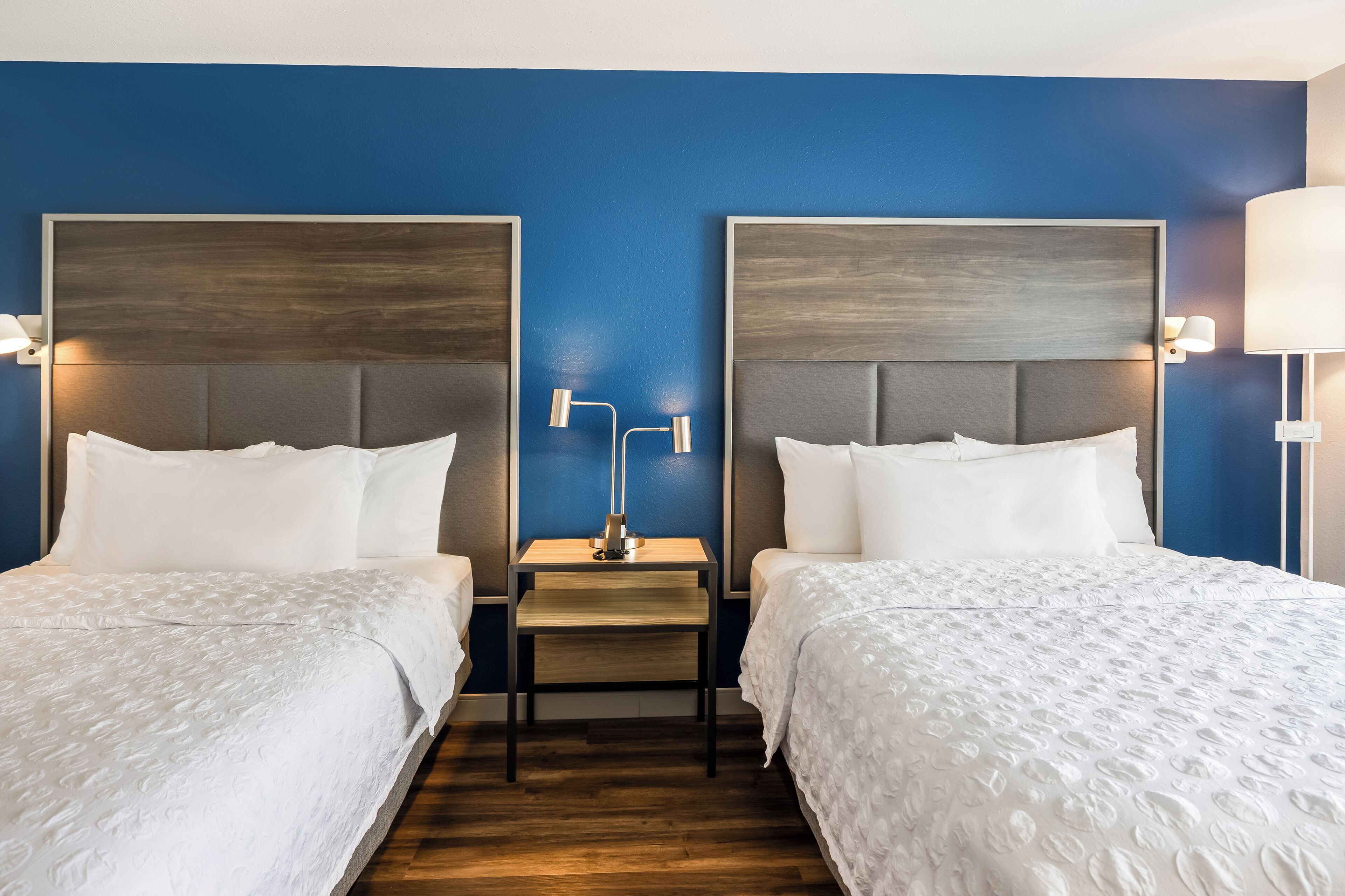 Desk, free WiFi, bed sheets