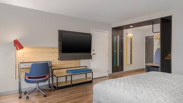Blackout drapes, WiFi (free), bed sheets