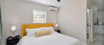 Pet friendly + in Dwtn + 20mi to Disney & Parks!