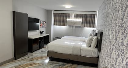 The Essence Hotel AT JFK