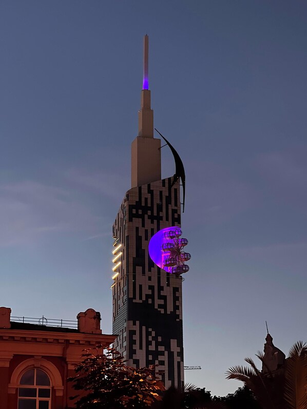 Point of interest - Impossible House (Batumi)