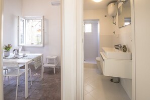 Uklassifisert bilde, 4 av 22, knapp