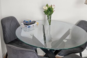 Dining - 3 Bed in Central Reading - parking available  (Reading)