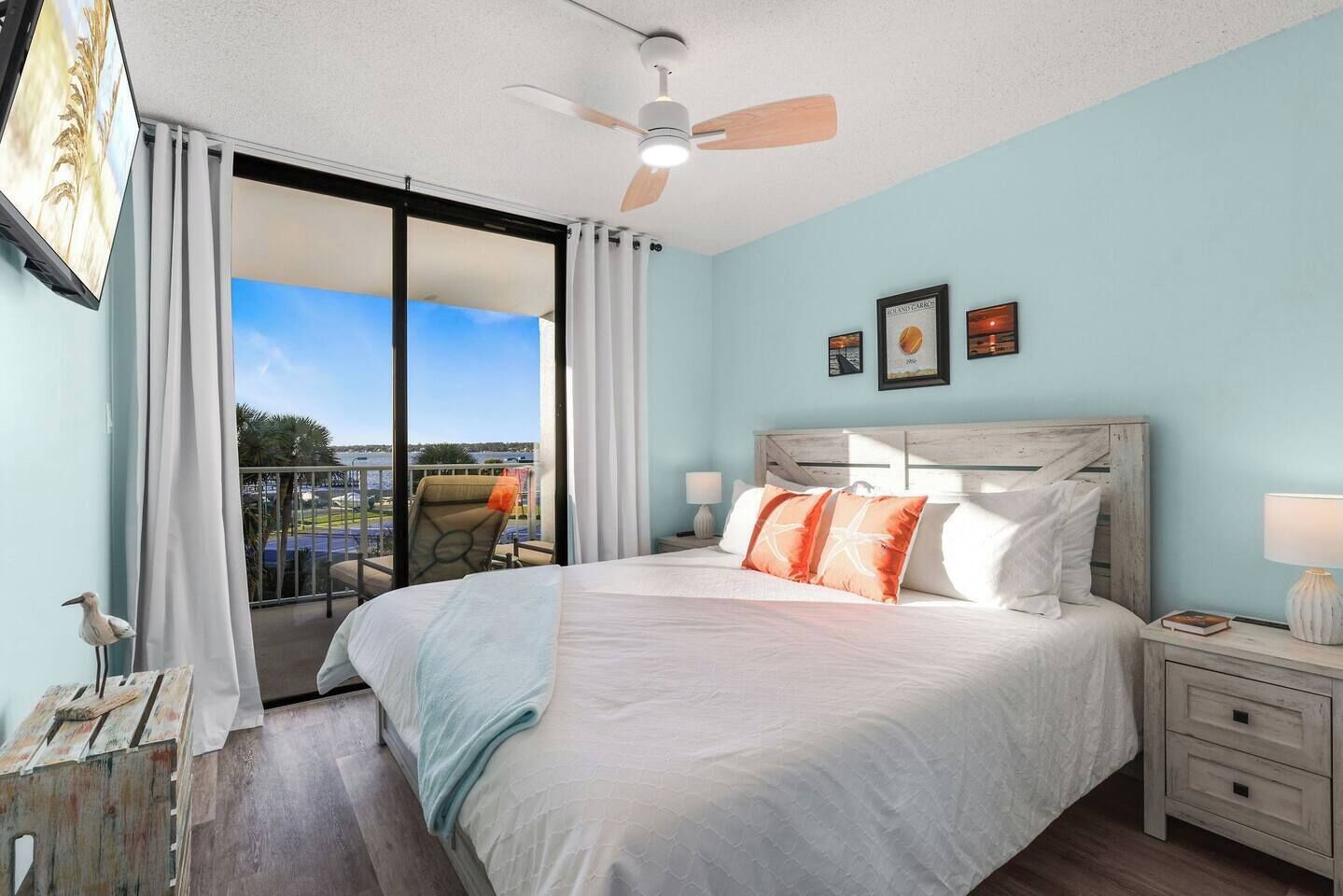 2 slaapkamers, een strijkplank/strijkijzer, gratis wifi, beddengoed