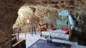 Unclassified image, 2 of 27, button - Eco-friendly house in a quiet location, one hour from the ocean  (Salernes)