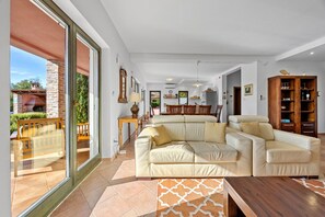 Villa | Wohnbereich