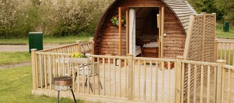 Cosy Glamping Cabin near Bury St Edmunds