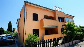 Apartment | Exterior