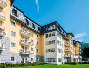 Exterior - Apartment in Bad Gastein Near Ski Lifts (Bad Gastein)