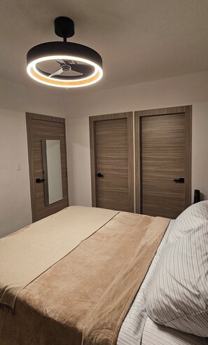 1 bedroom, iron/ironing board, free WiFi, bed sheets
